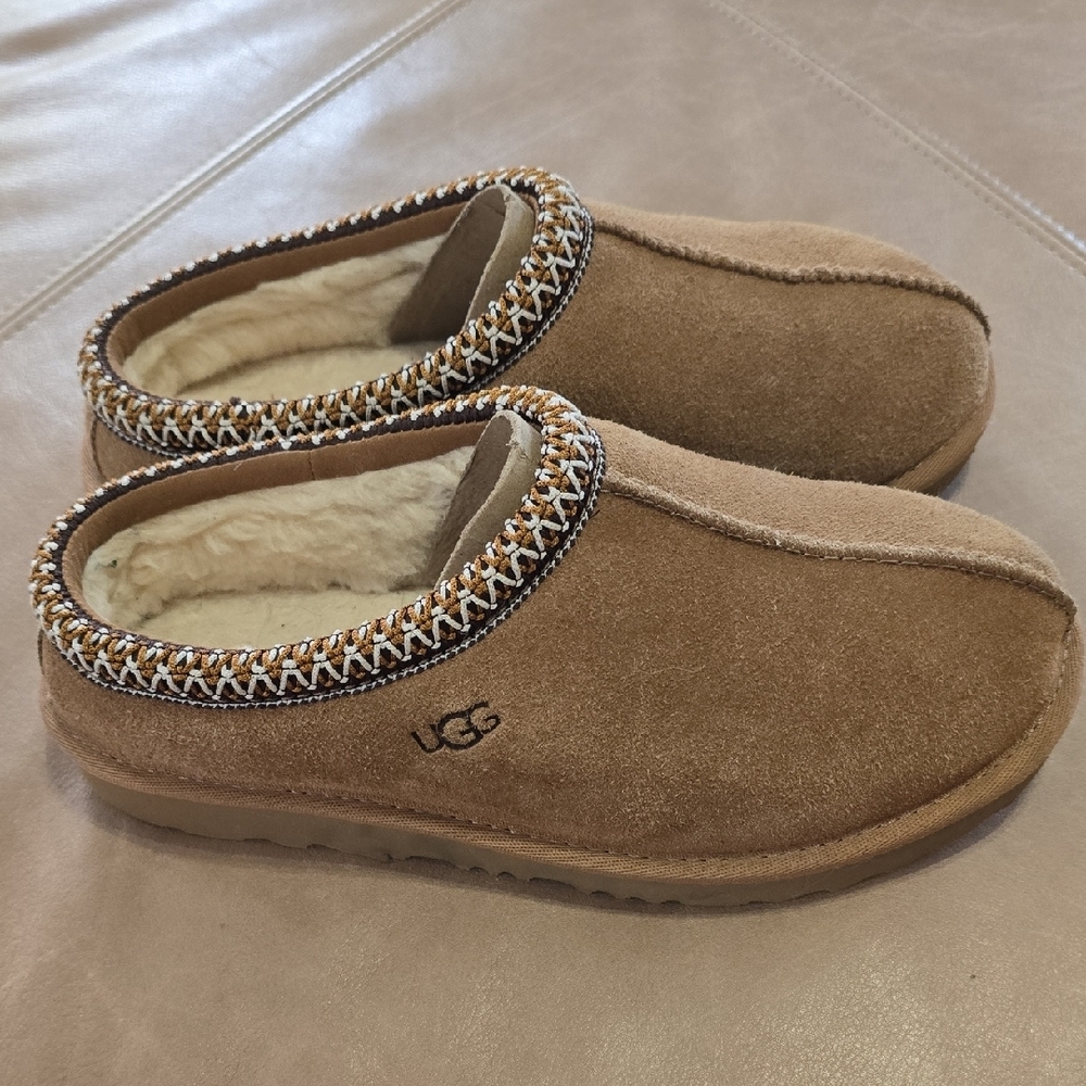 Ugg Shoes - image 2